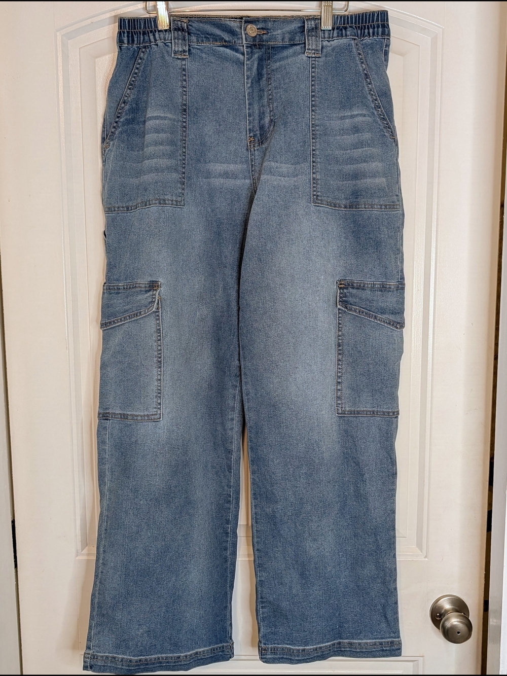 Almost Famous Cargo Denim Blue Jeans